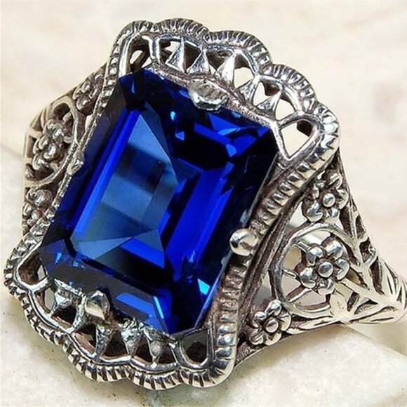 🍁925 Silver Plated Retro Style Emerald Cut Blue CZ Ring, MARR9334 - Picture 5 of 6